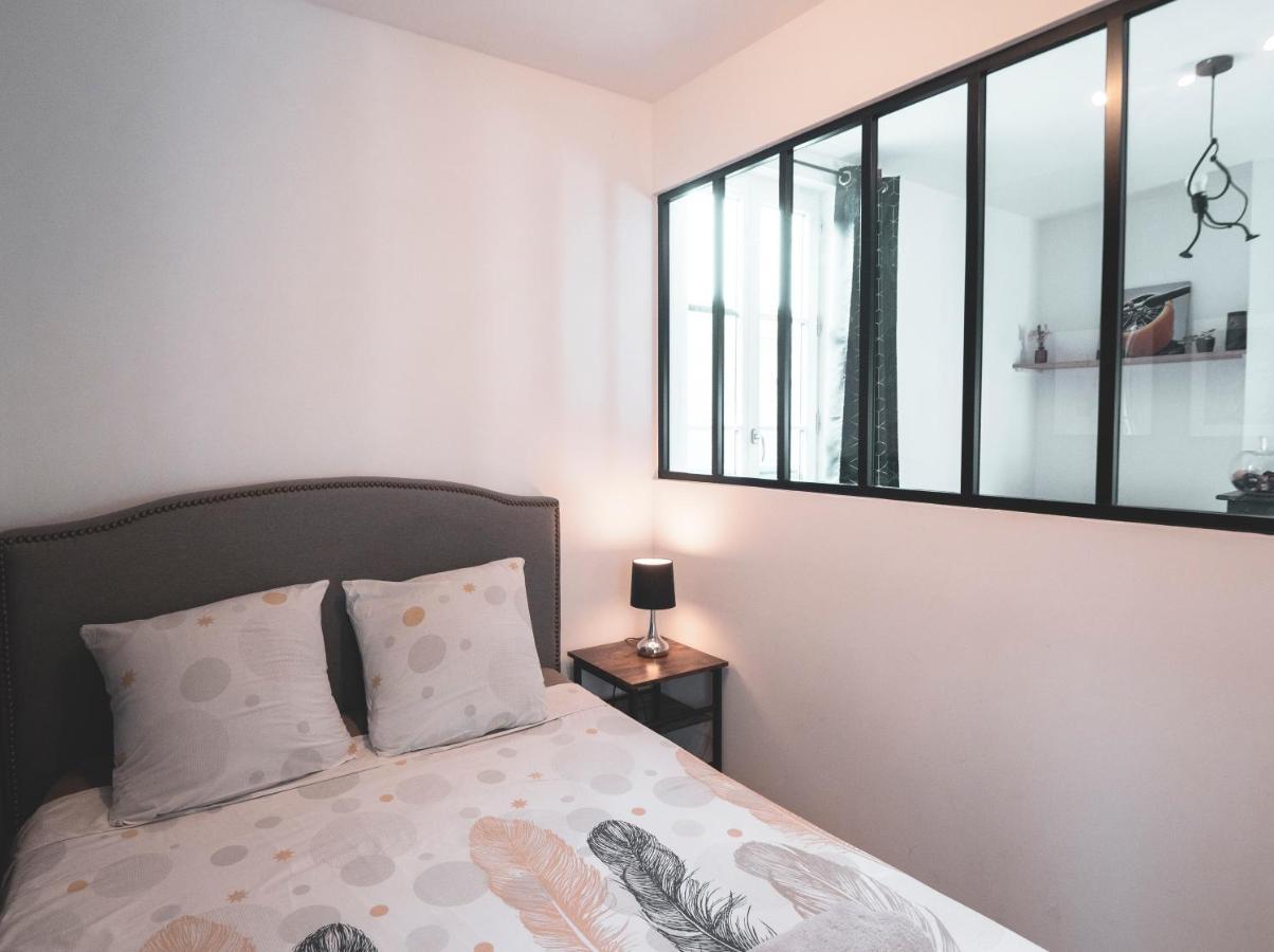 Behind The Glass_Hypercentre Apartment Amboise Exterior photo